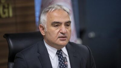 Bakan Ersoy: 2024’te 61 Milyon Turist Türkiye’ye Bekleniyor