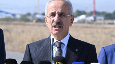 Ulaştırma ve Altyapı Bakanı Abdulkadir