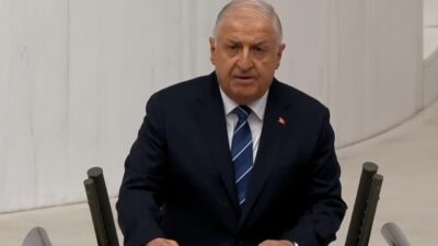 Milli Savunma Bakanı Yaşar Güler,