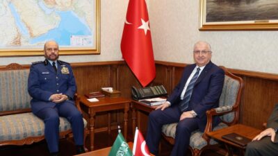 Milli Savunma Bakanı Güler, Suudi Arabistan Genelkurmay Başkanı Al-Ruwaili ile Görüştü