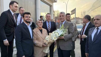 Ticaret Bakanı Ömer Bolat Sakarya’da Ziyaretlerde Bulundu