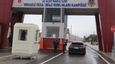 DEM Parti heyeti, Kandıra'da eski