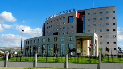 Ticaret Bakanlığı: Ozon Tabakasına Zarar Veren Maddelerin İthalatına Son