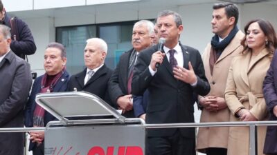 CHP Genel Başkanı Özgür Özel,