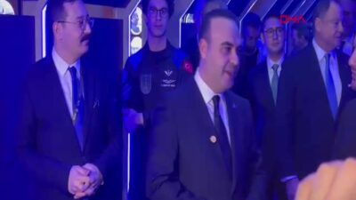 Sanayi ve Teknoloji Bakanı Kacır, ‘Ufkun Ötesinde’ Belgeseli Galasına Katıldı