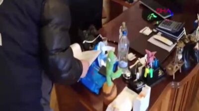 Ankara'da kendini hakim olarak tanıtan