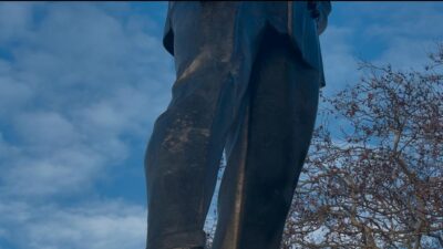 İstanbul Sarayburnu'nda Atatürk heykeline zarar