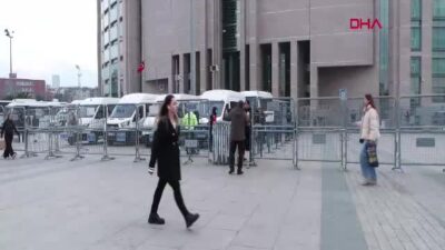 İstanbul Adalet Sarayı'nda Ekrem İmamoğlu'nun