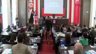 CHP Genel Başkan Yardımcısı Burhanettin