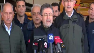 Bakan Yumaklı, Orman Yangınlarıyla Mücadelede Kullanılan Hava Araçlarının Bakımını İnceledi