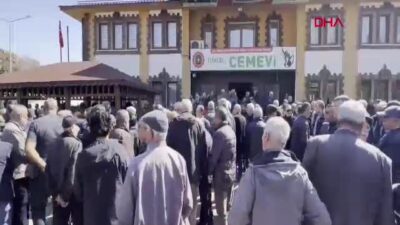 Eski CHP Genel Başkanı Kemal