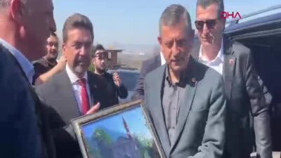 CHP Genel Başkanı Özgür Özel,