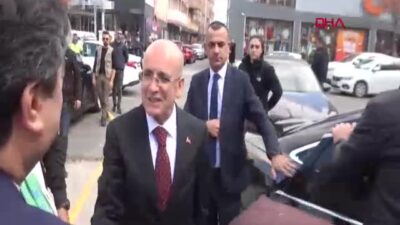 Hazine ve Maliye Bakanı Mehmet Şimşek Kırşehir’de İş İnsanlarıyla Bir Araya Geldi