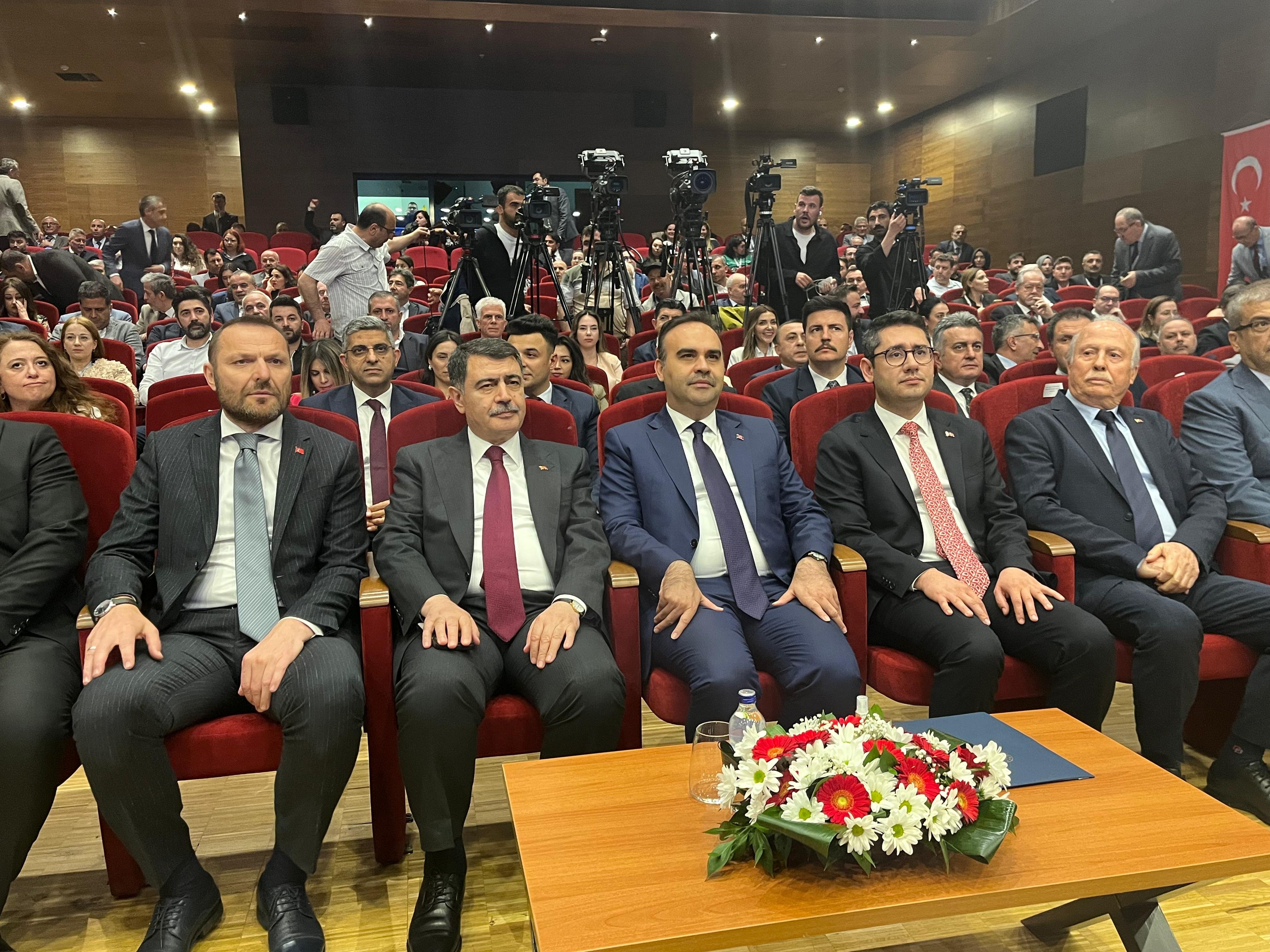 Sanayi ve Teknoloji Bakanı