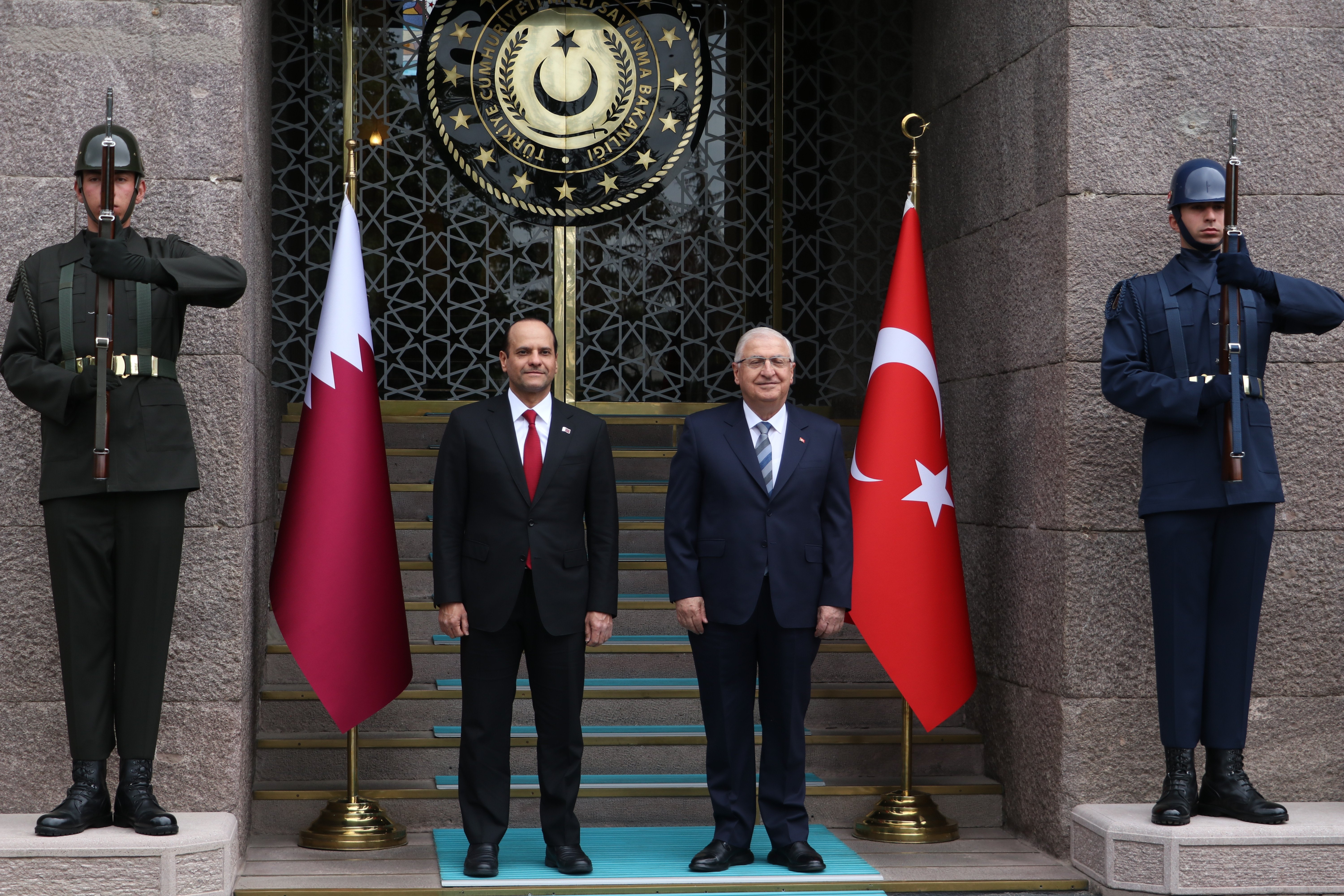 Milli Savunma Bakanı Yaşar