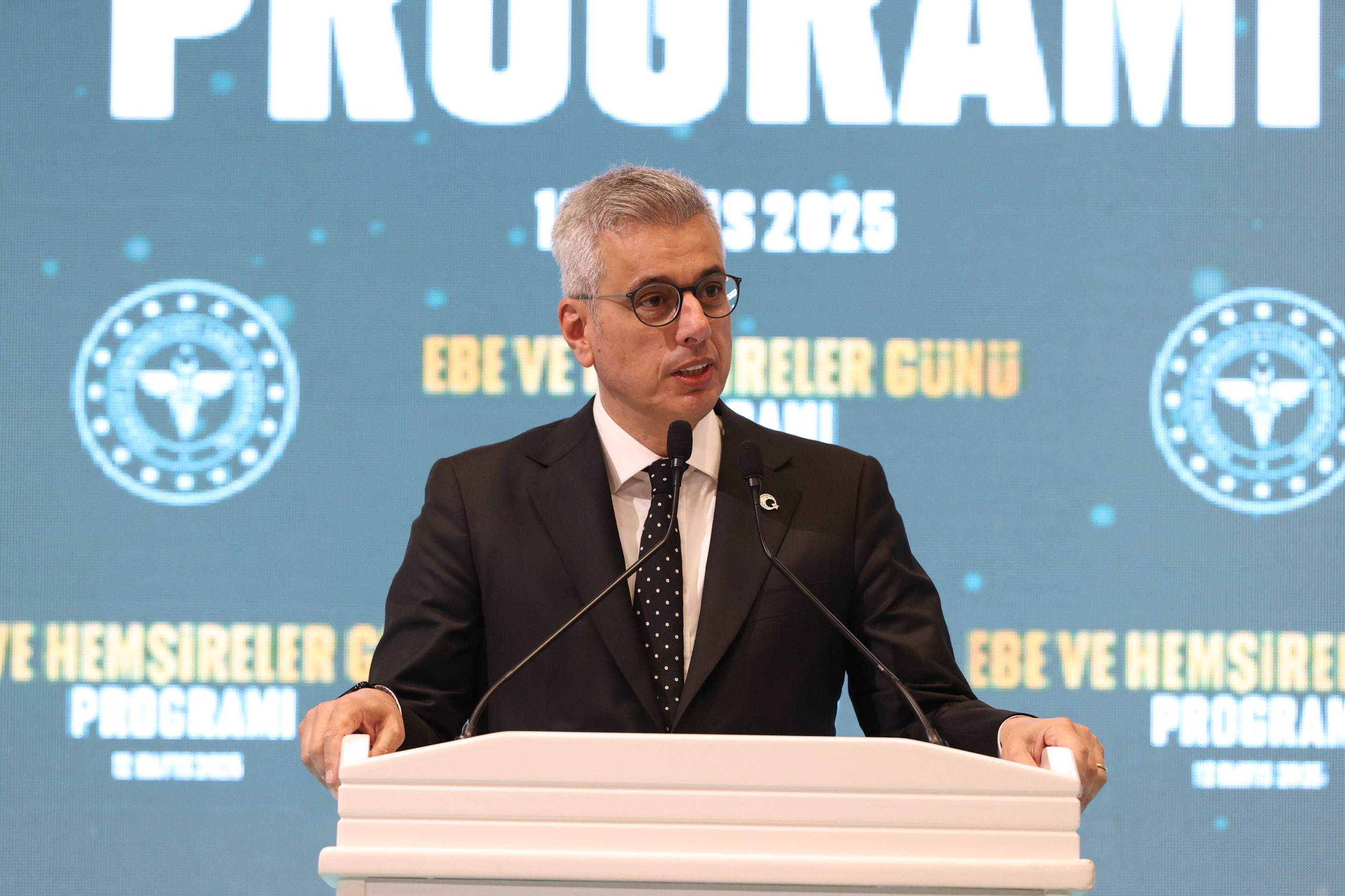 Sağlık Bakanı Kemal Memişoğlu,