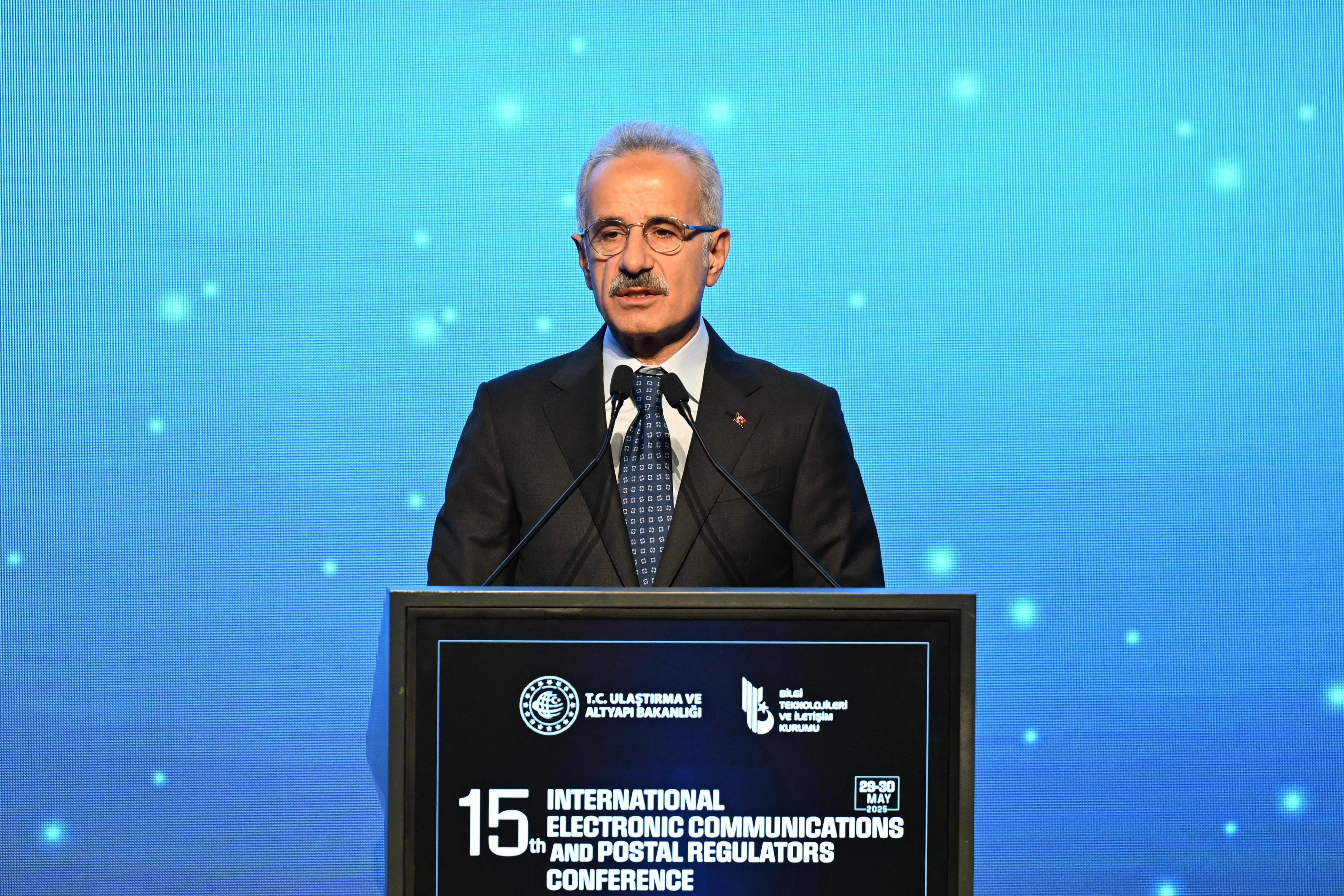 Ulaştırma ve Altyapı Bakanı