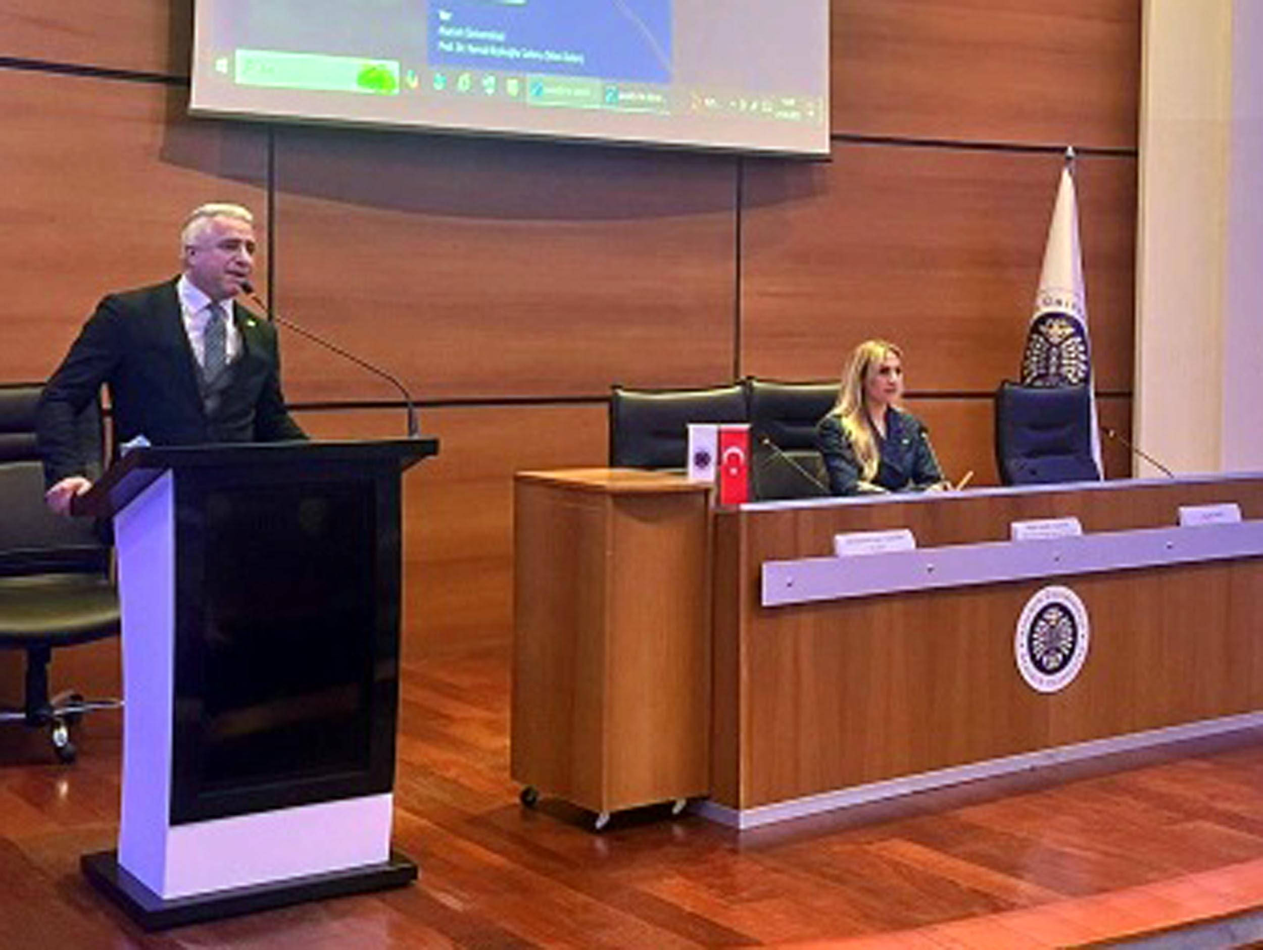Erzurum'da düzenlenen panelde bilirkişiler,
