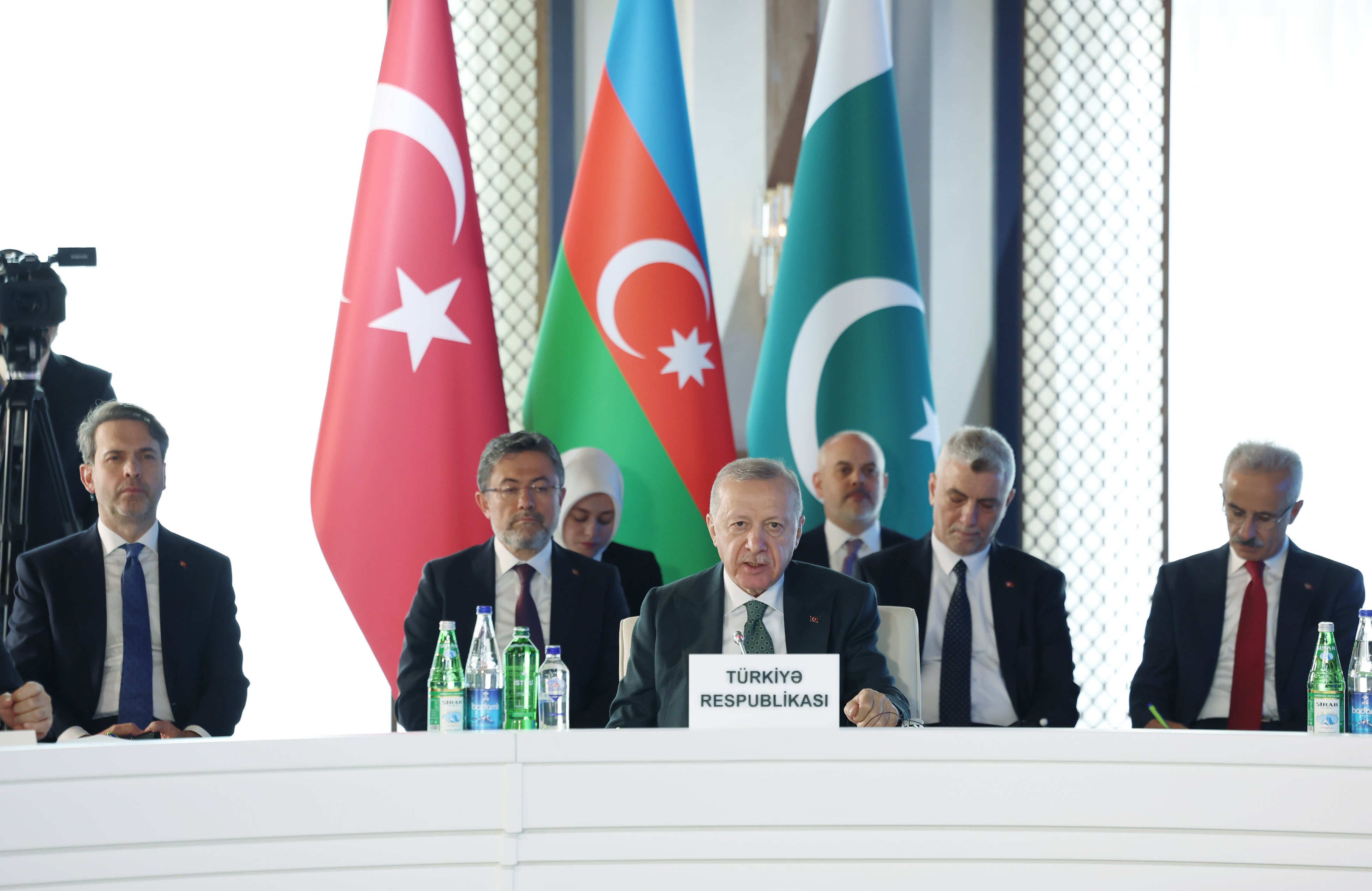 Cumhurbaşkanı Erdoğan, Türkiye-Azerbaycan-Pakistan Üçlü