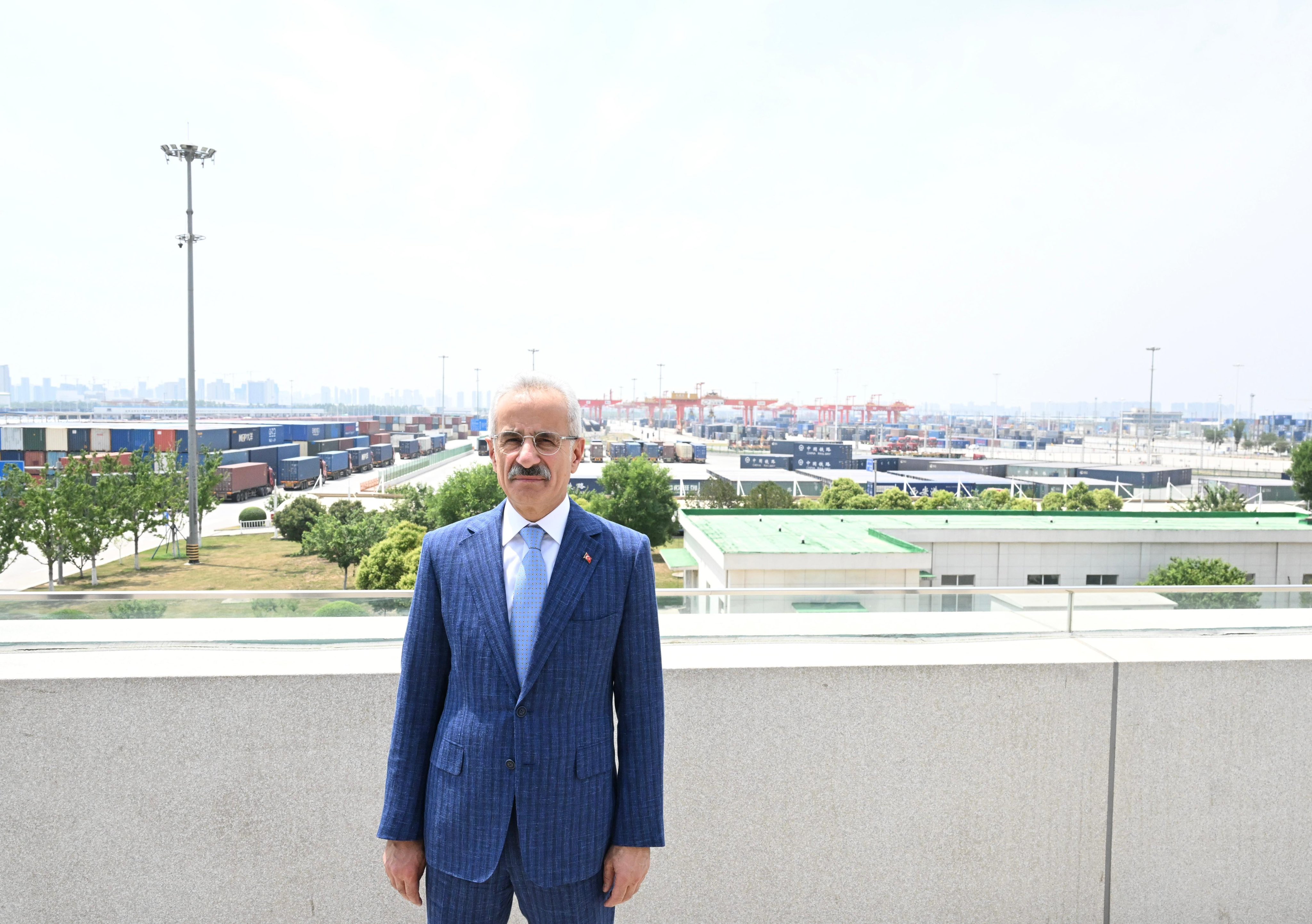 Ulaştırma ve Altyapı Bakanı