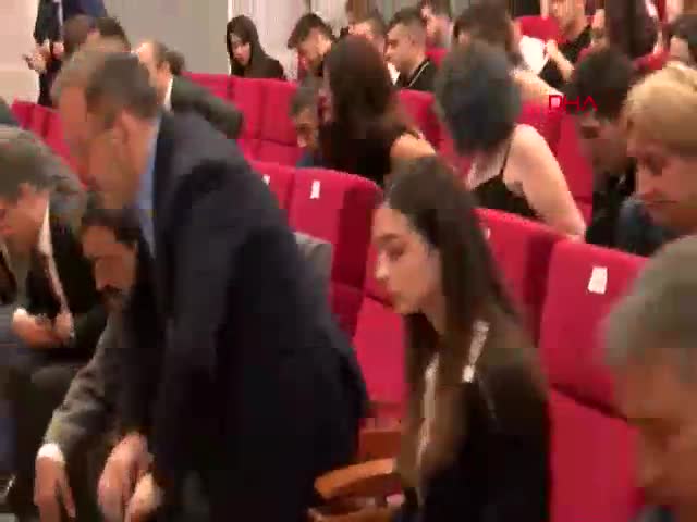 AK Parti İzmir Milletvekili