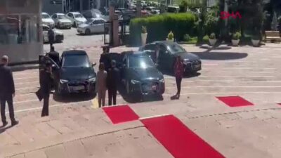 DEM Parti Heyeti, CHP Genel Başkanı Özel ile Görüşmek Üzere CHP Genel Merkezi’nde