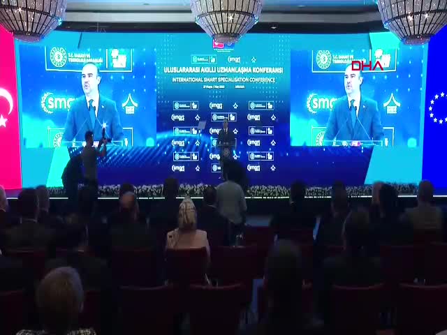 Bakan Kacır, Uluslararası Akıllı
