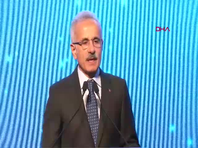 Ulaştırma Bakanı Abdulkadir Uraloğlu,