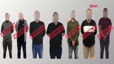 İçişleri Bakanı Ali Yerlikaya, kırmızı