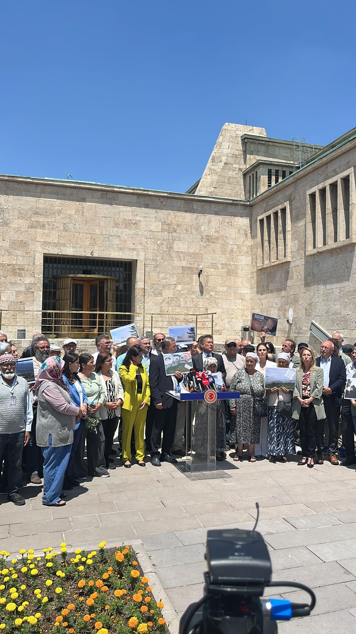 TBMM Sanayi Komisyonu'nda yaşanan