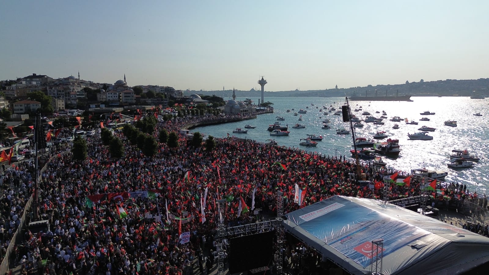 Üsküdar'da düzenlenen Özgür Gazze