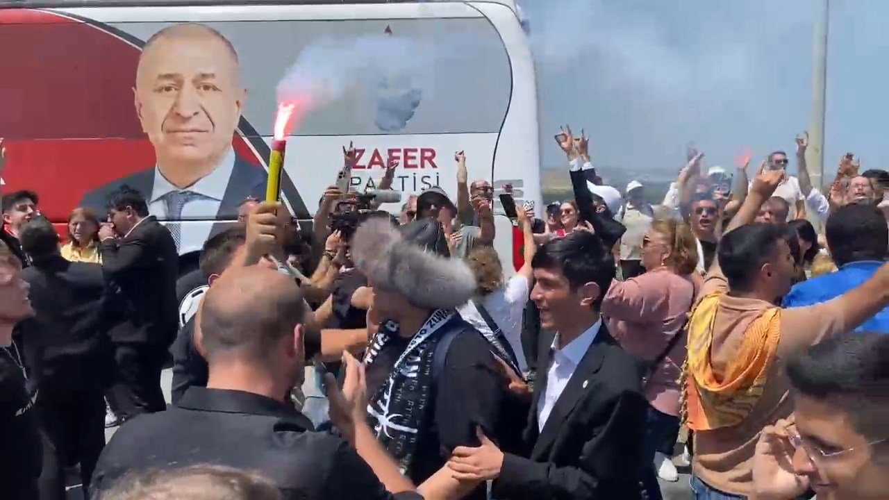 Zafer Partisi Genel Başkanı Ümit Özdağ Tahliye Edildi
