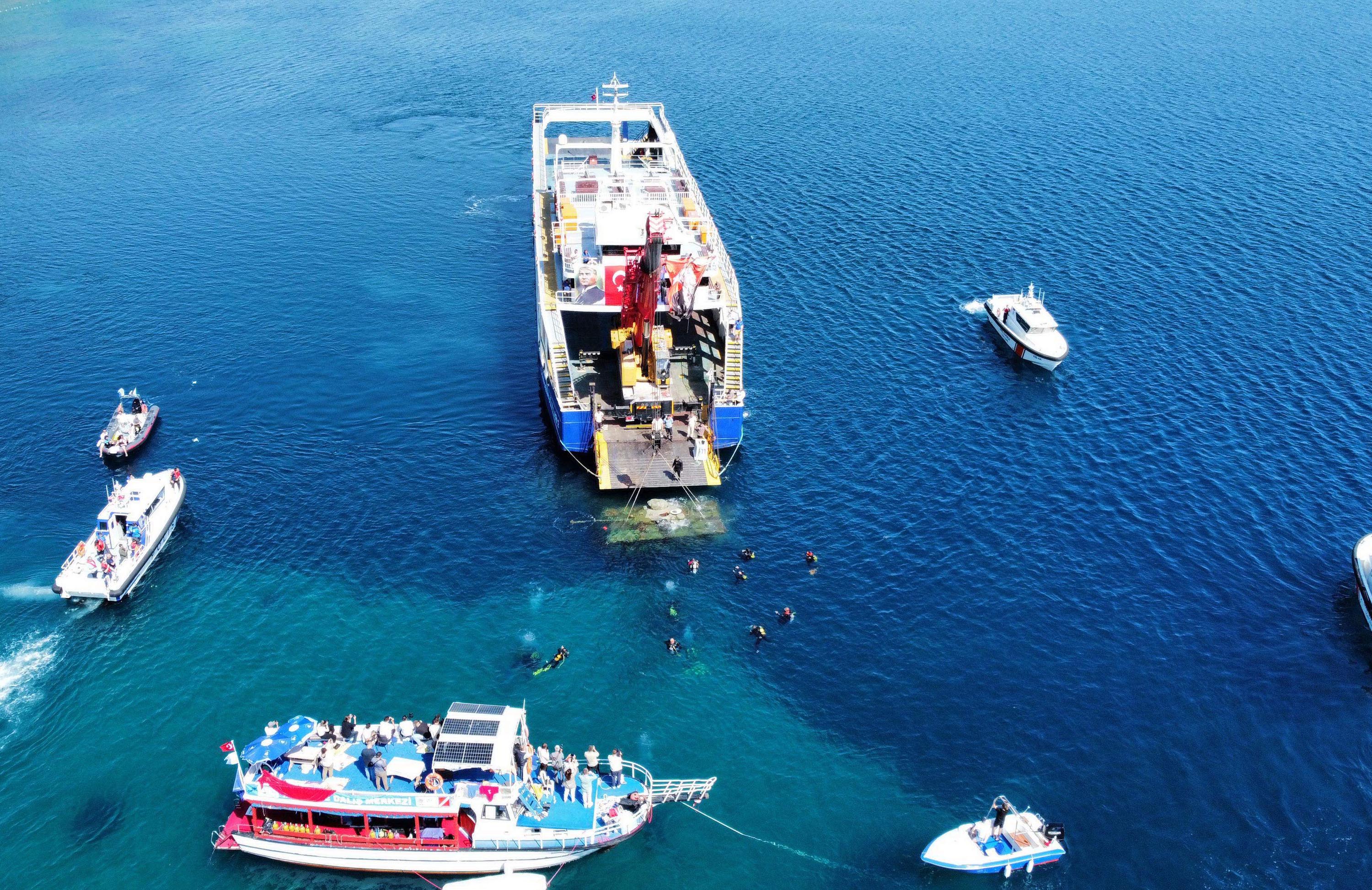 Saros Körfezi’ne Askeri Tank Batırılarak Yapay Resif Oluşturuldu