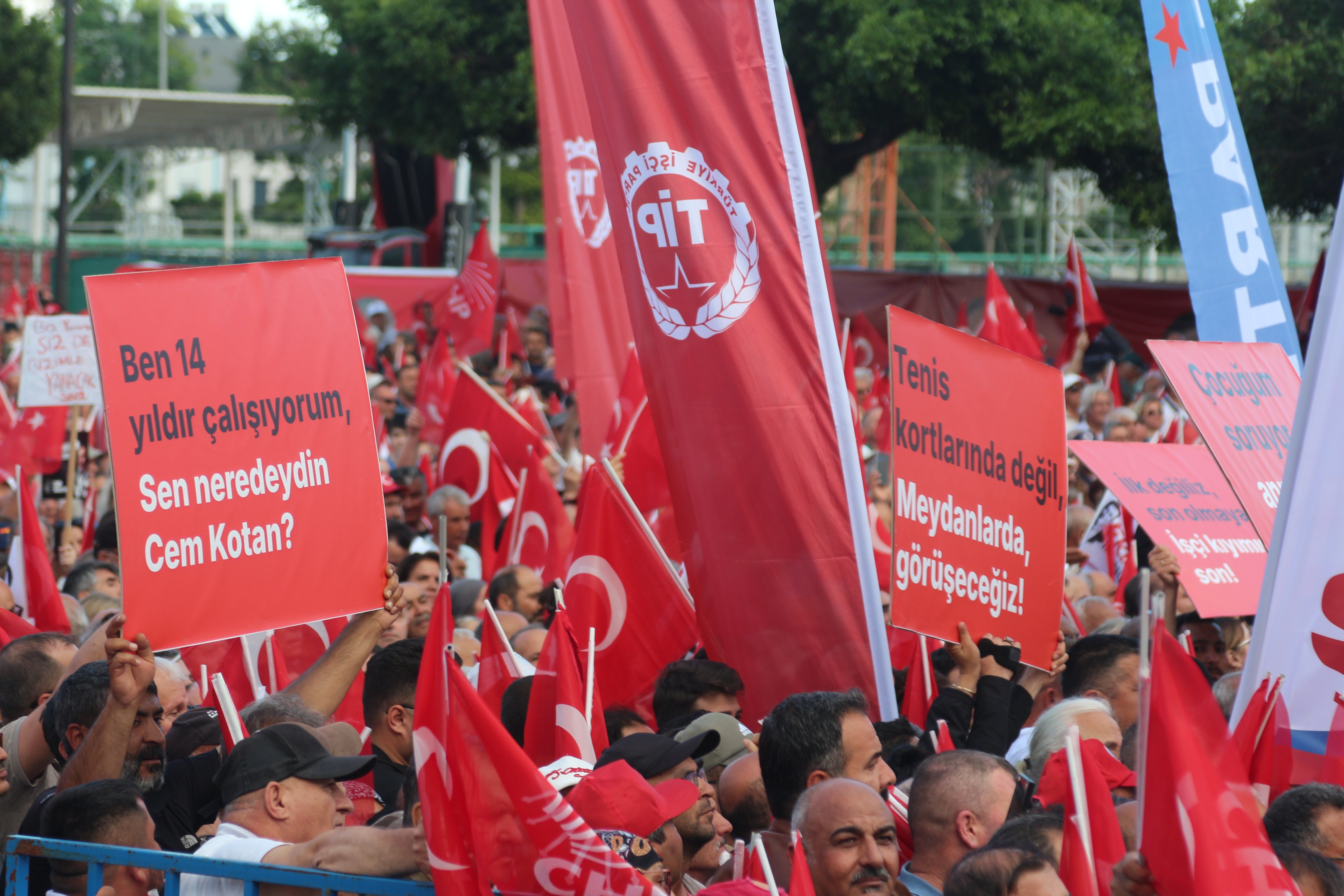 CHP Genel Başkanı Özgür
