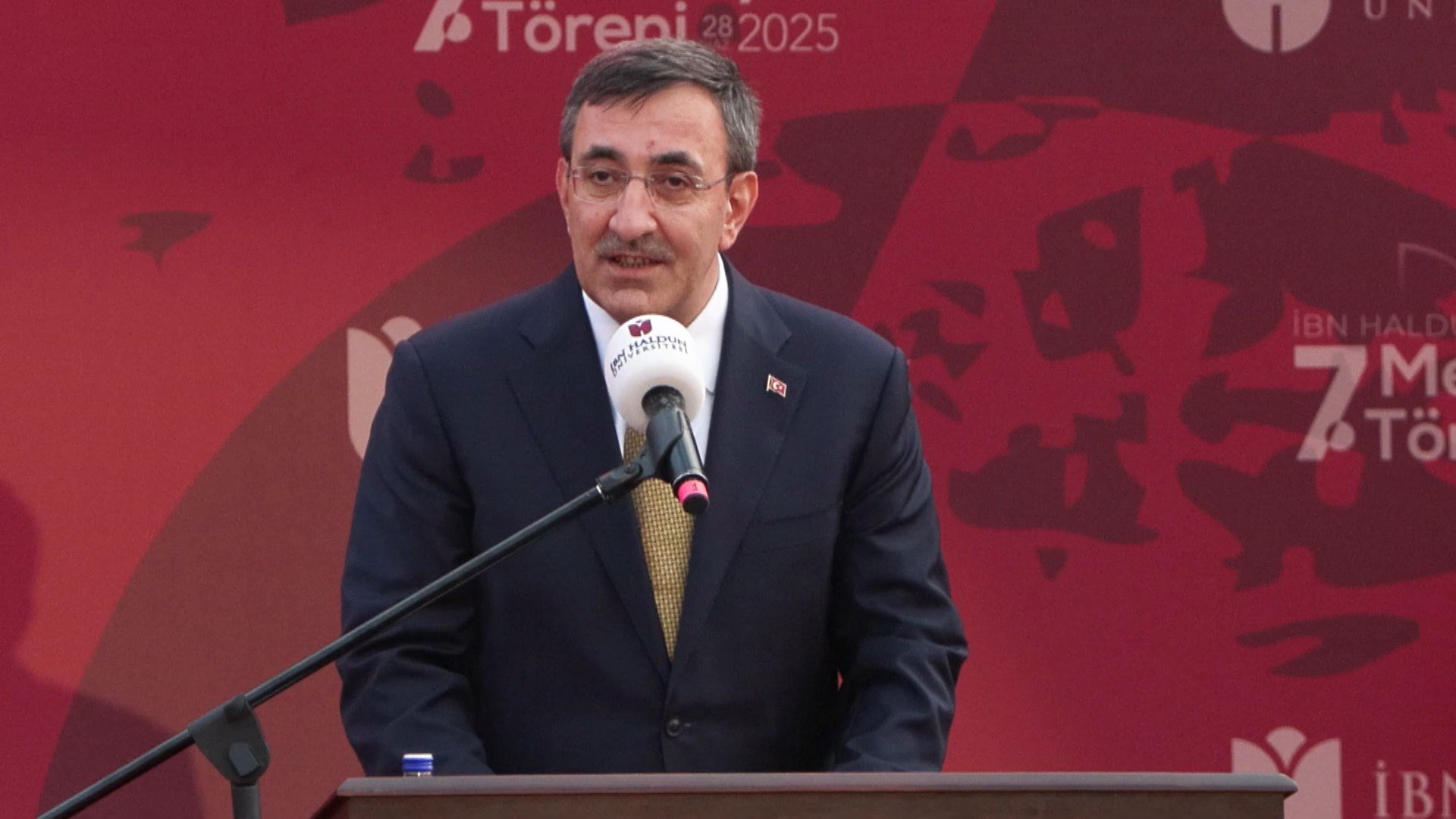 Cumhurbaşkanı Yardımcısı Cevdet Yılmaz,