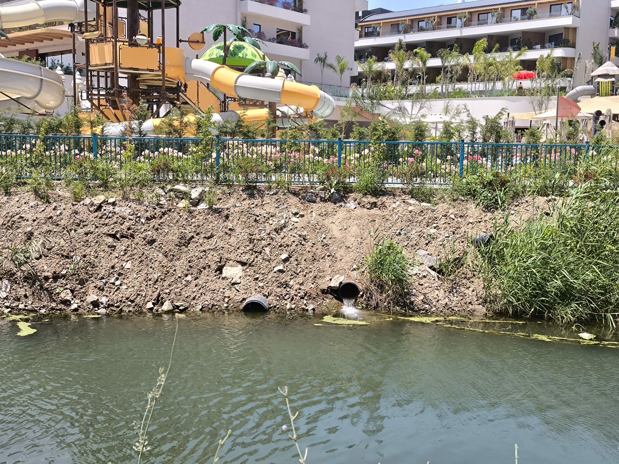 Muğla Fethiye'deki Karataş Plajı'ndaki