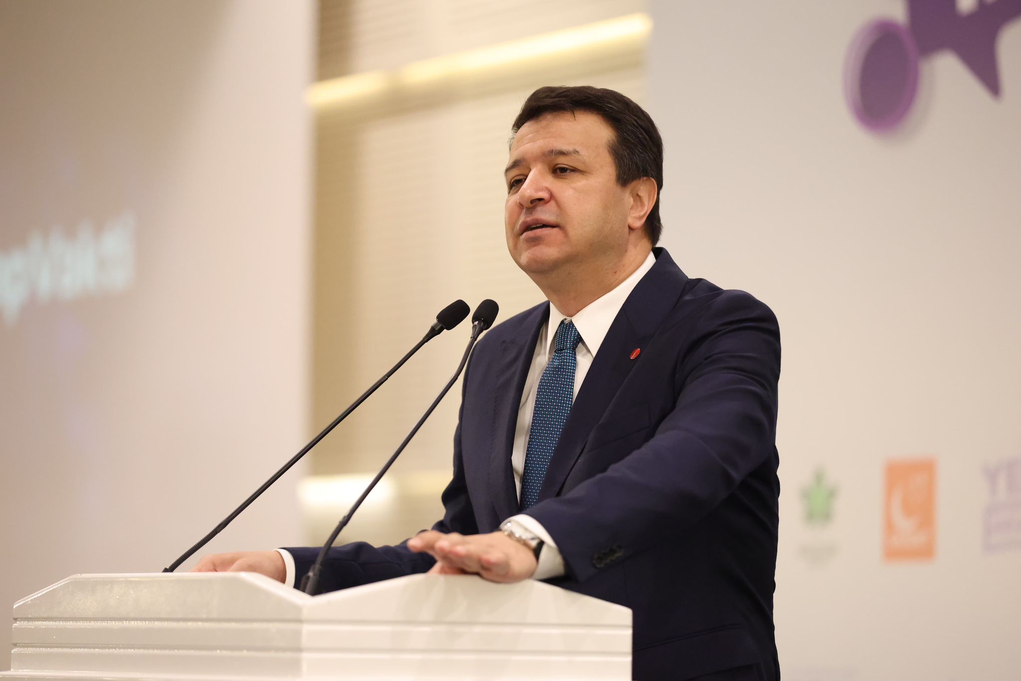 Yeni Yol Partisi, uyuşturucuyla
