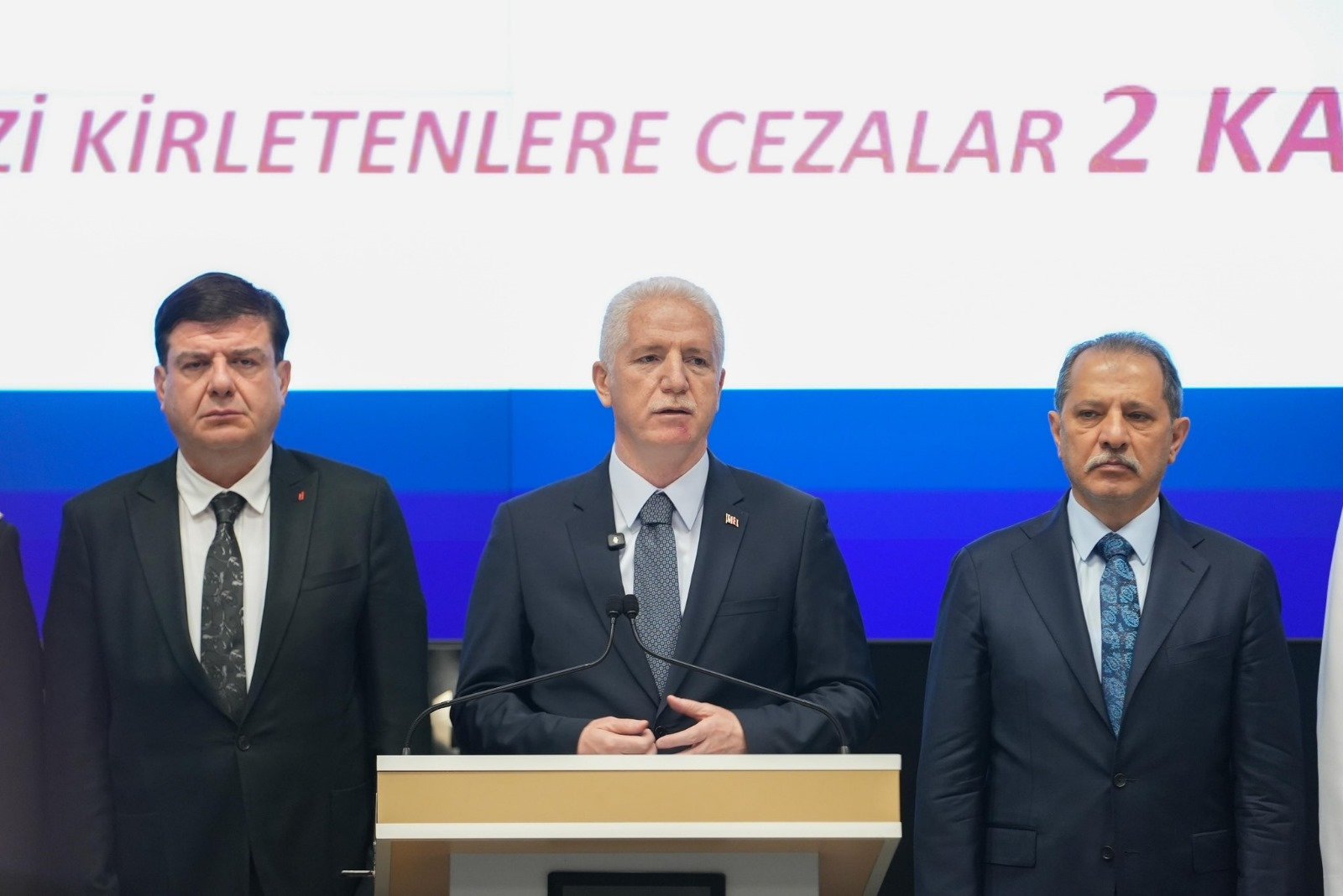 İstanbul Valisi Davut Gül,