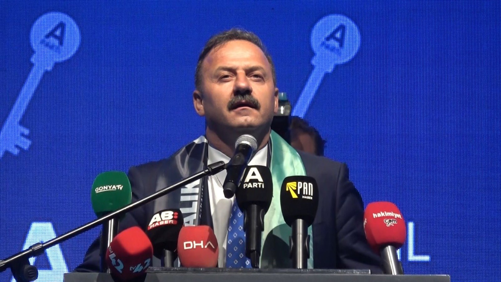 Anahtar Parti Genel Başkanı