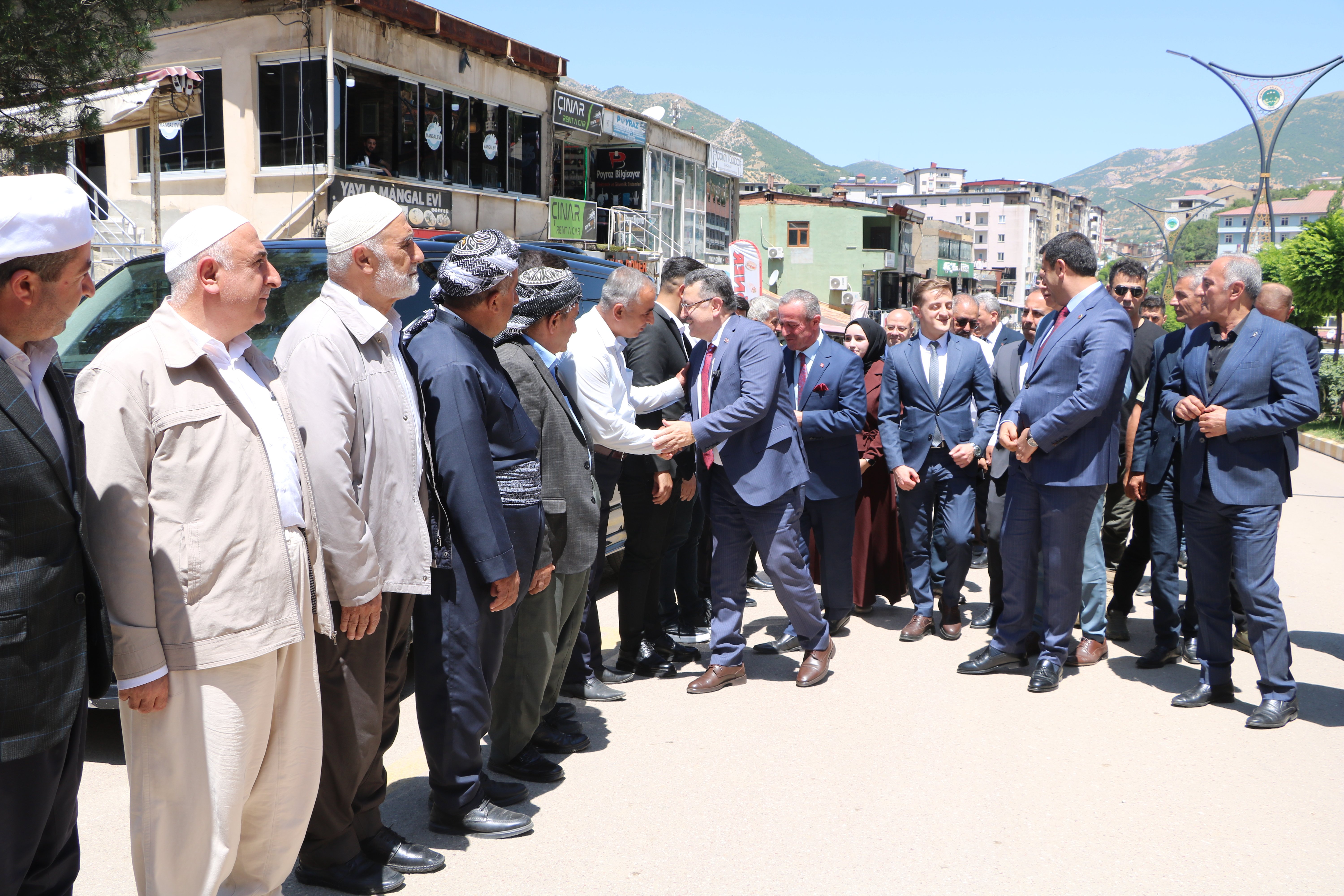 Hakkari Şemdinli'de Trabzon Büyükşehir