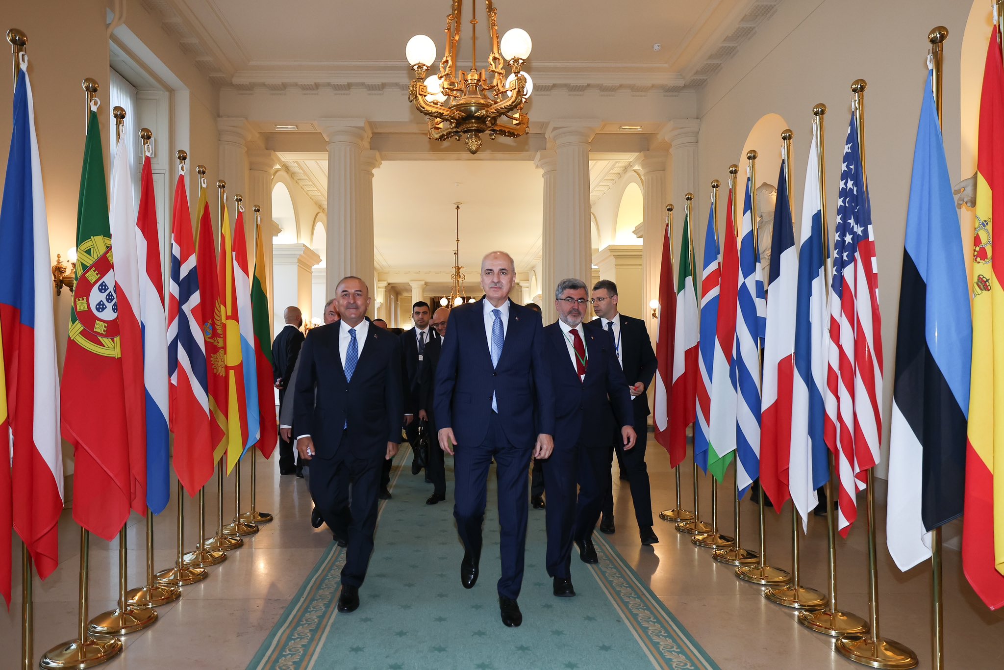 TBMM Başkanı Kurtulmuş, NATO Parlamento Başkanları Zirvesi’nde Türkiye’yi Temsil Etti