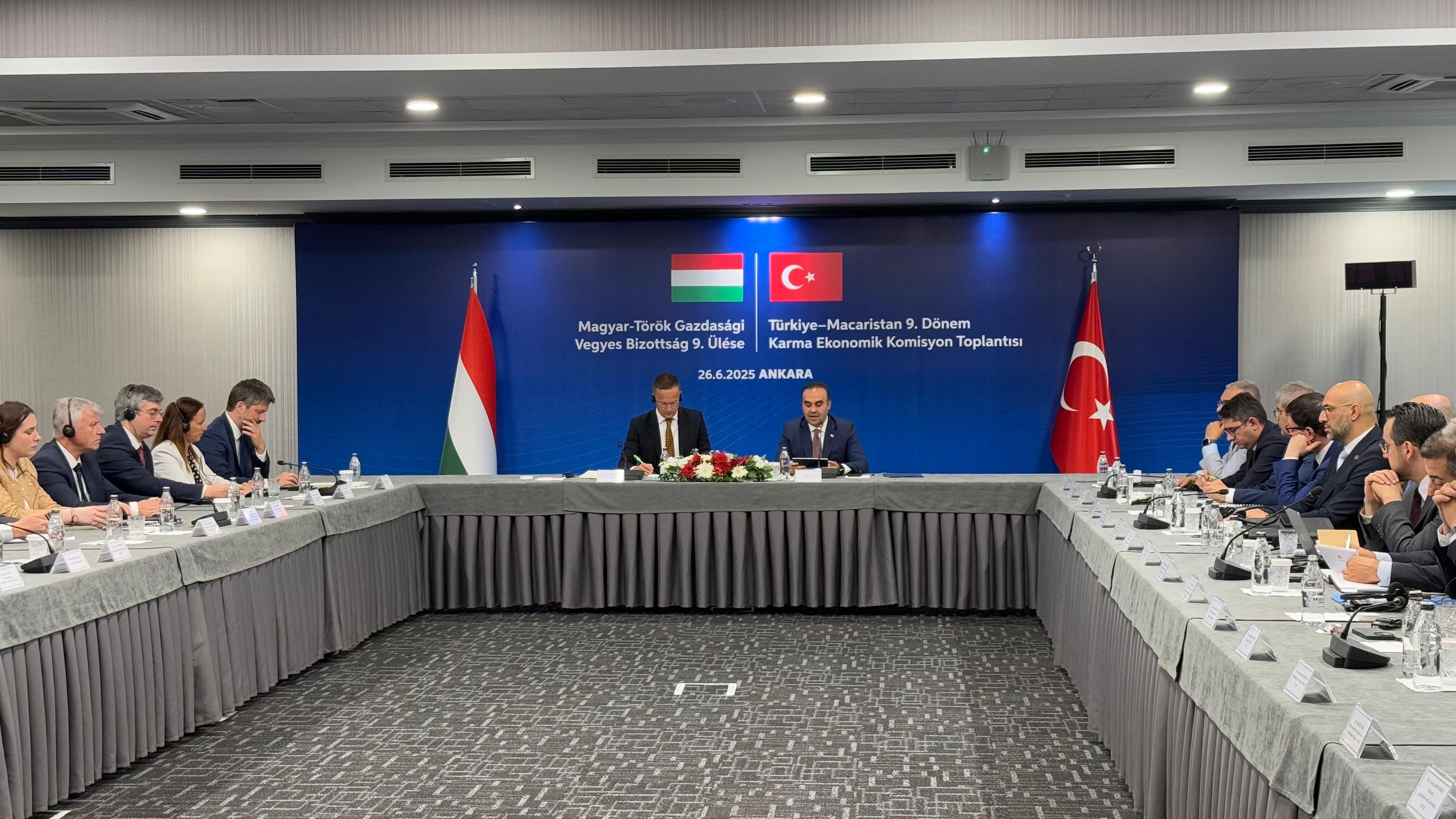 Sanayi ve Teknoloji Bakanı