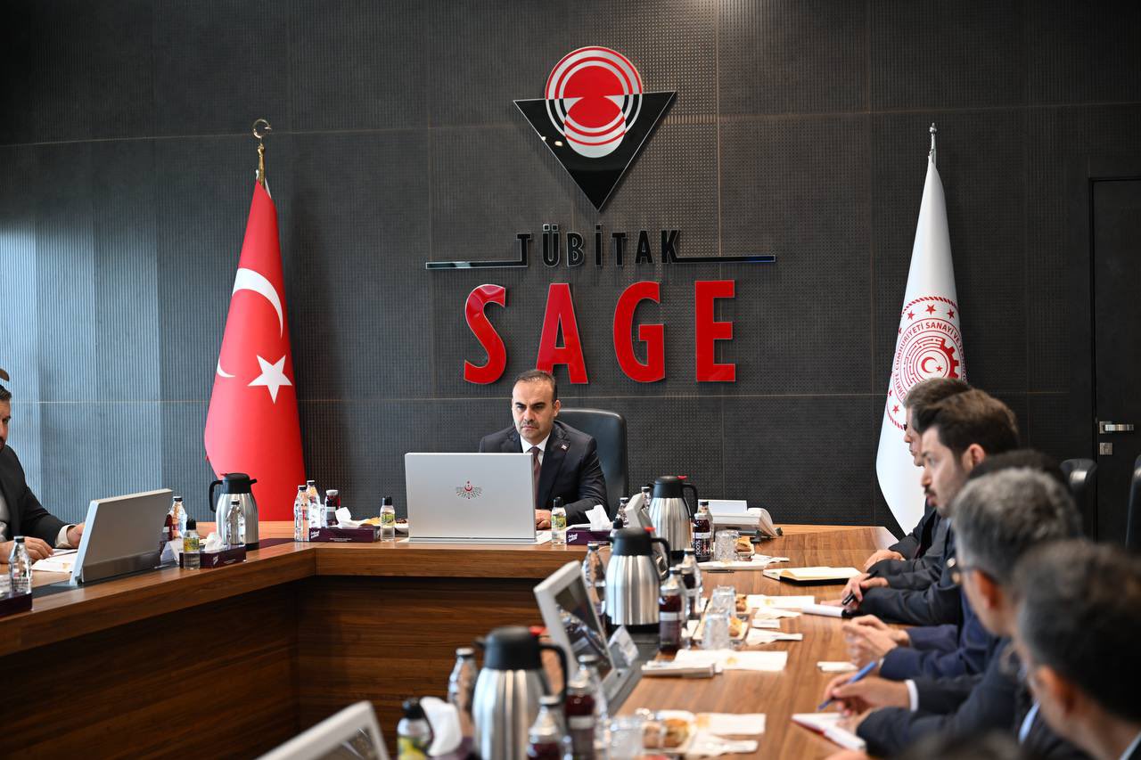 Bakan Kacır: ‘Tam Bağımsız Türkiye’ Hedefi İçin Kritik Teknolojilerde Çalışmalarımız Sürüyor