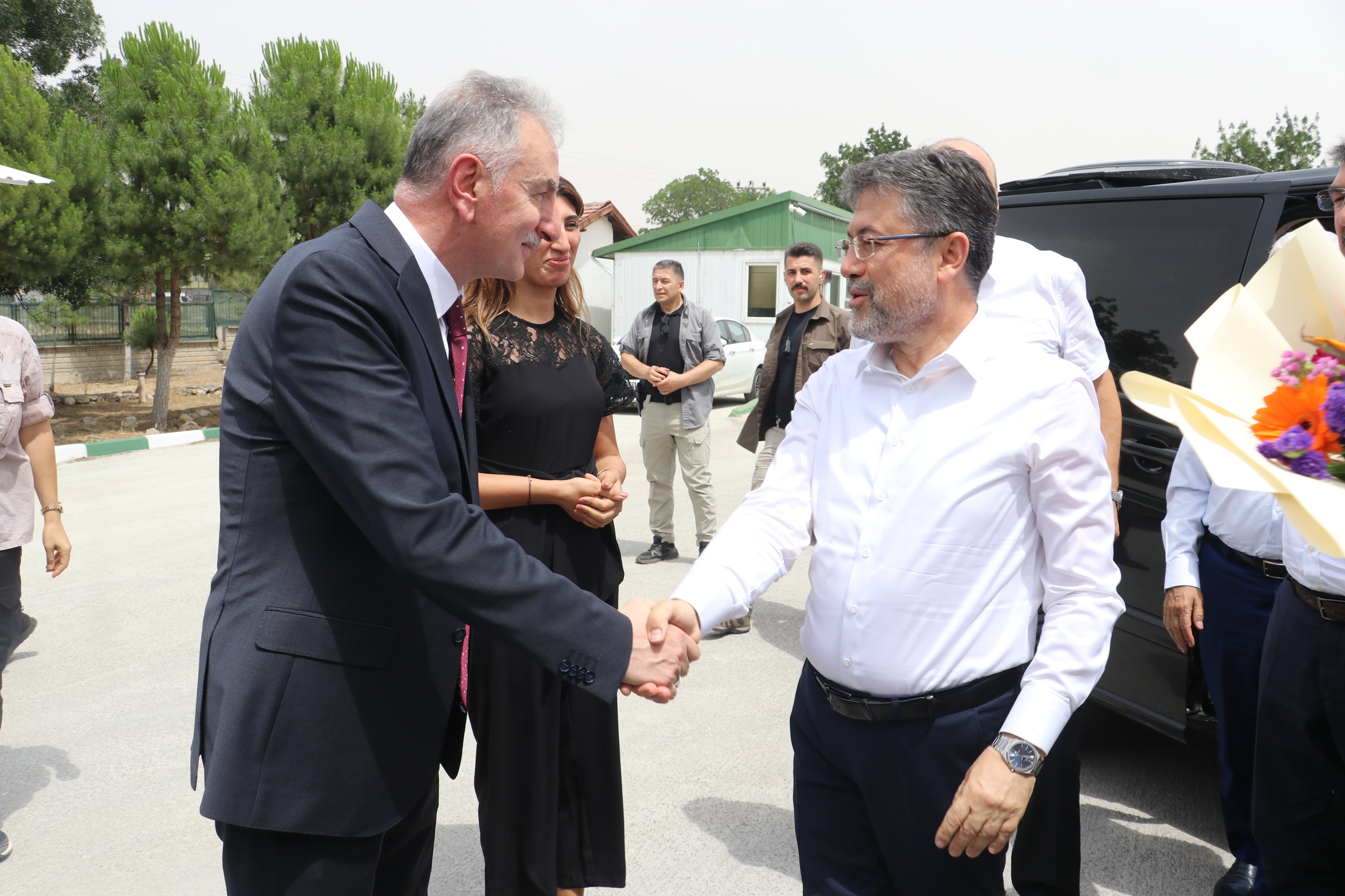 Tarım ve Orman Bakanı Yumaklı: Çiftçilere Destekleme Ödemeleri Bugün Hesaba Geçecek