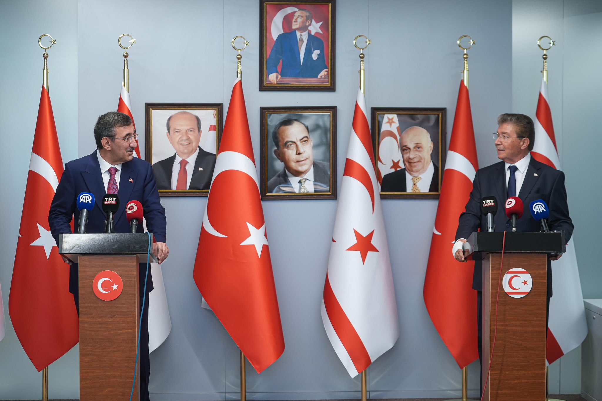 Cumhurbaşkanı Yardımcısı Cevdet Yılmaz KKTC’de Resmi Temaslarda Bulunuyor