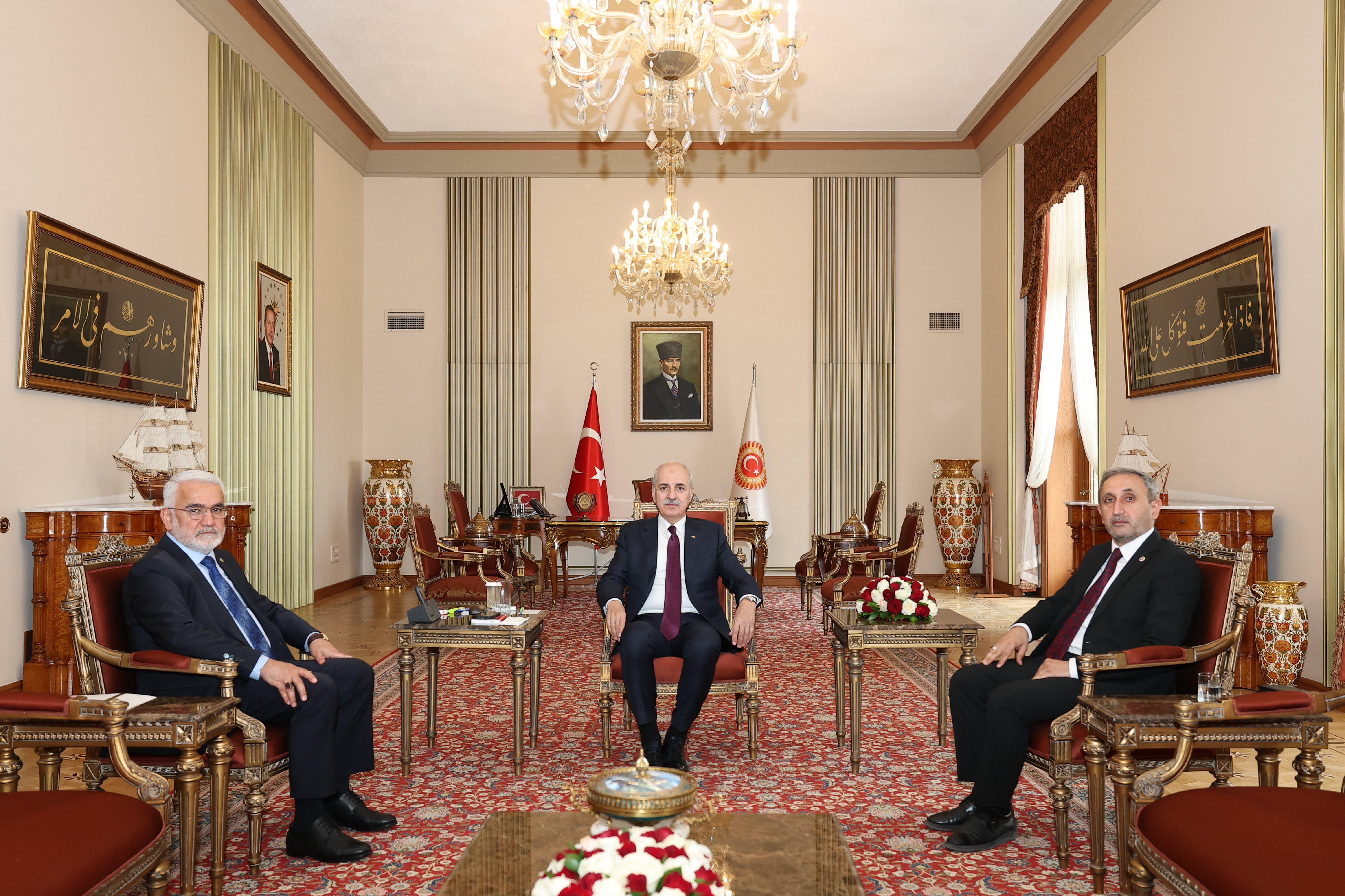 TBMM Başkanı Kurtulmuş, HÜDA PAR Genel Başkanı Yapıcıoğlu’nu Kabul Etti