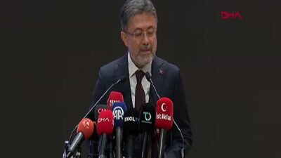 Bakan Yumaklı, ‘yakMA’ Kitap Lansmanı’nda Orman Yangınlarıyla Mücadeleye Dikkat Çekti