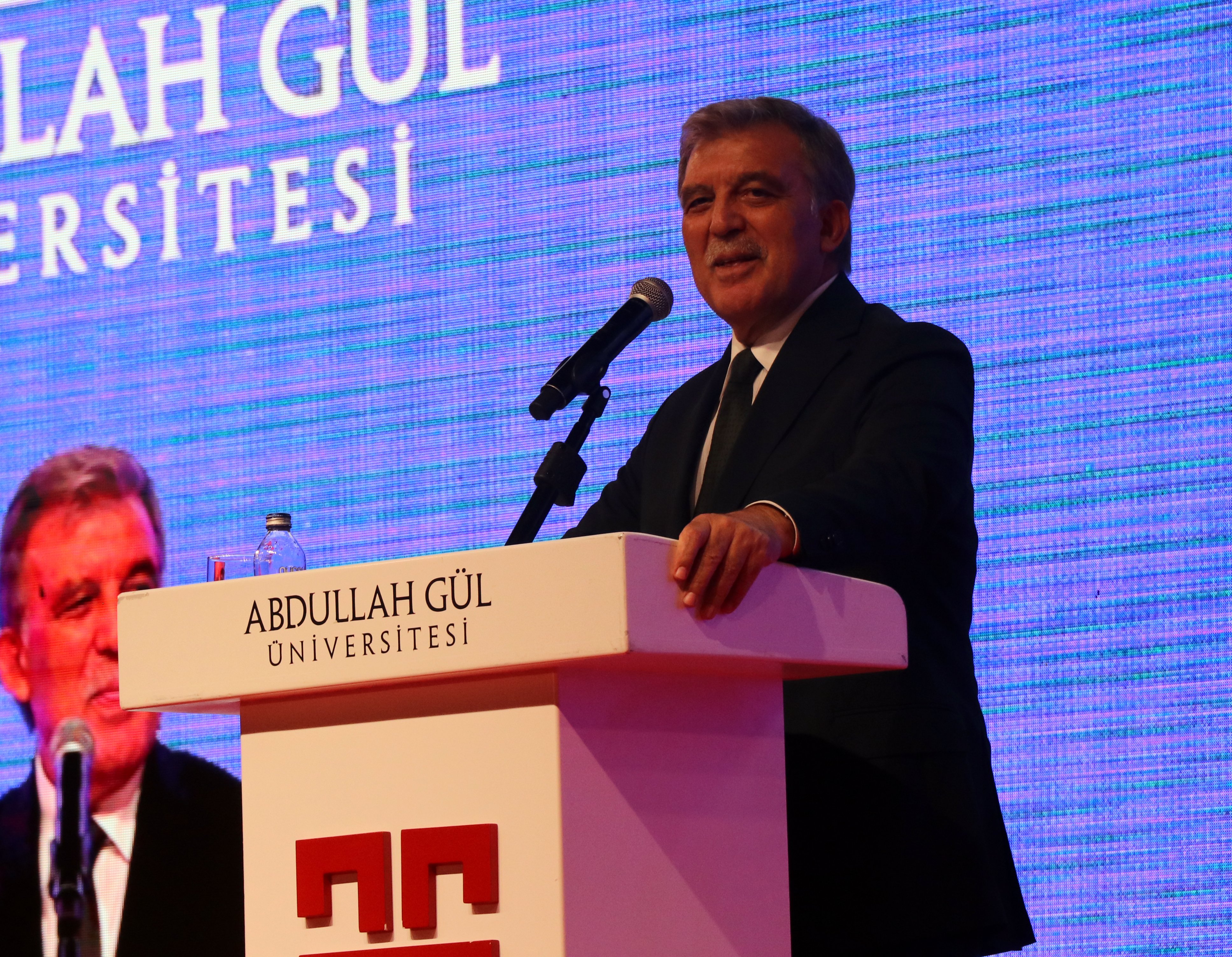 11'inci Cumhurbaşkanı Abdullah Gül,
