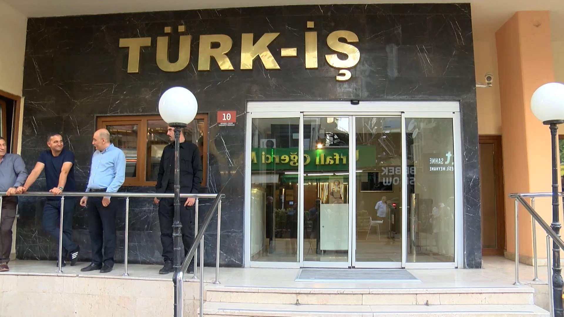 TÜRK-İŞ Genel Başkan Yardımcısı