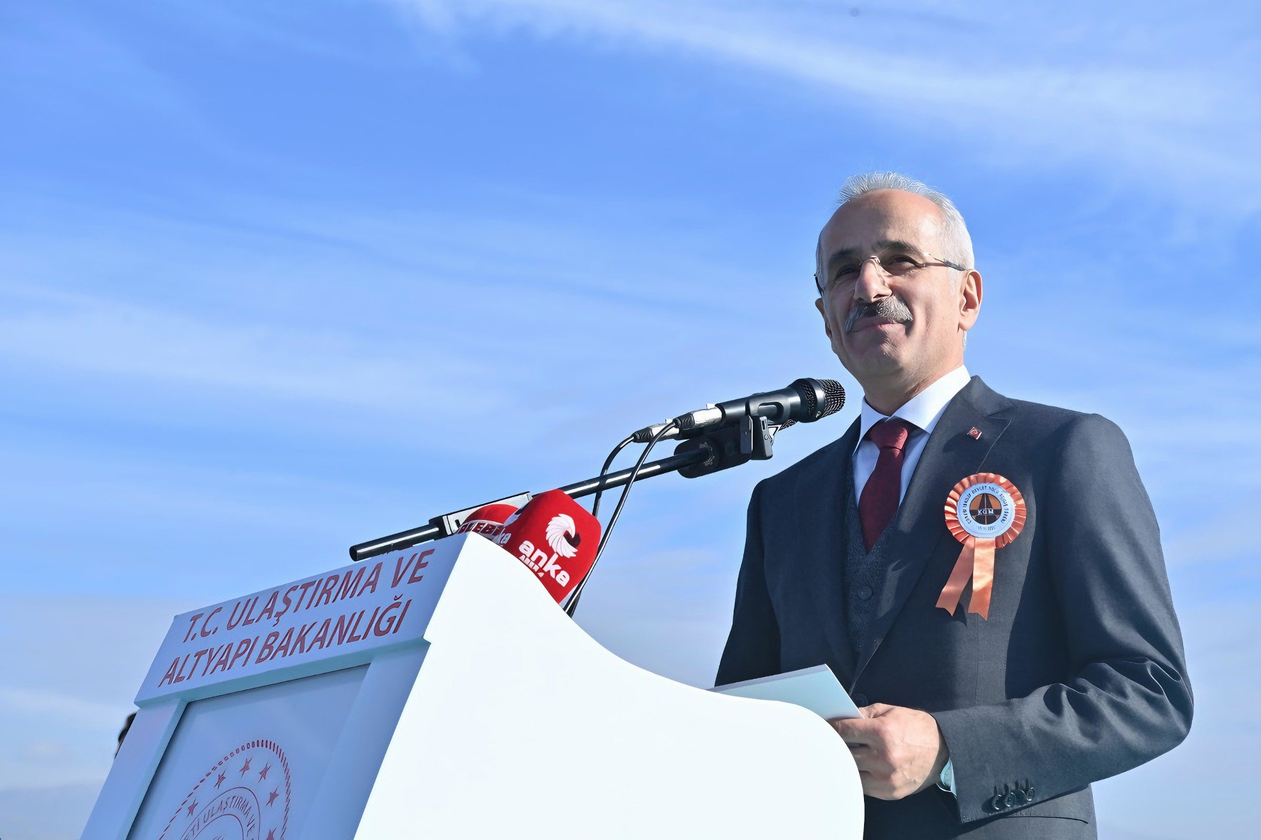 Ulaştırma ve Altyapı Bakanı